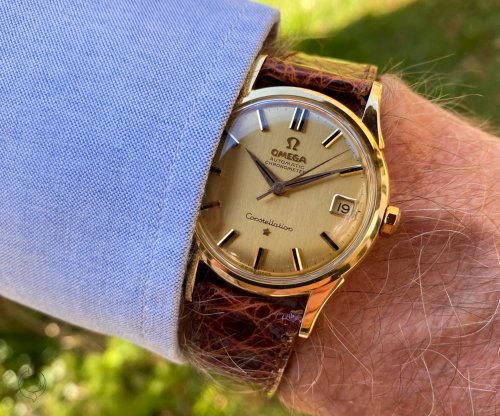 Carousel post from schoenesammleruhren.