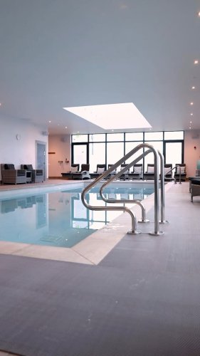 Video post from glasshouseretreat.