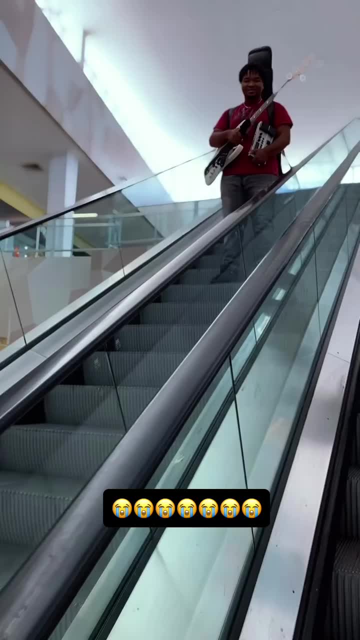 Video post from miyatamusic.