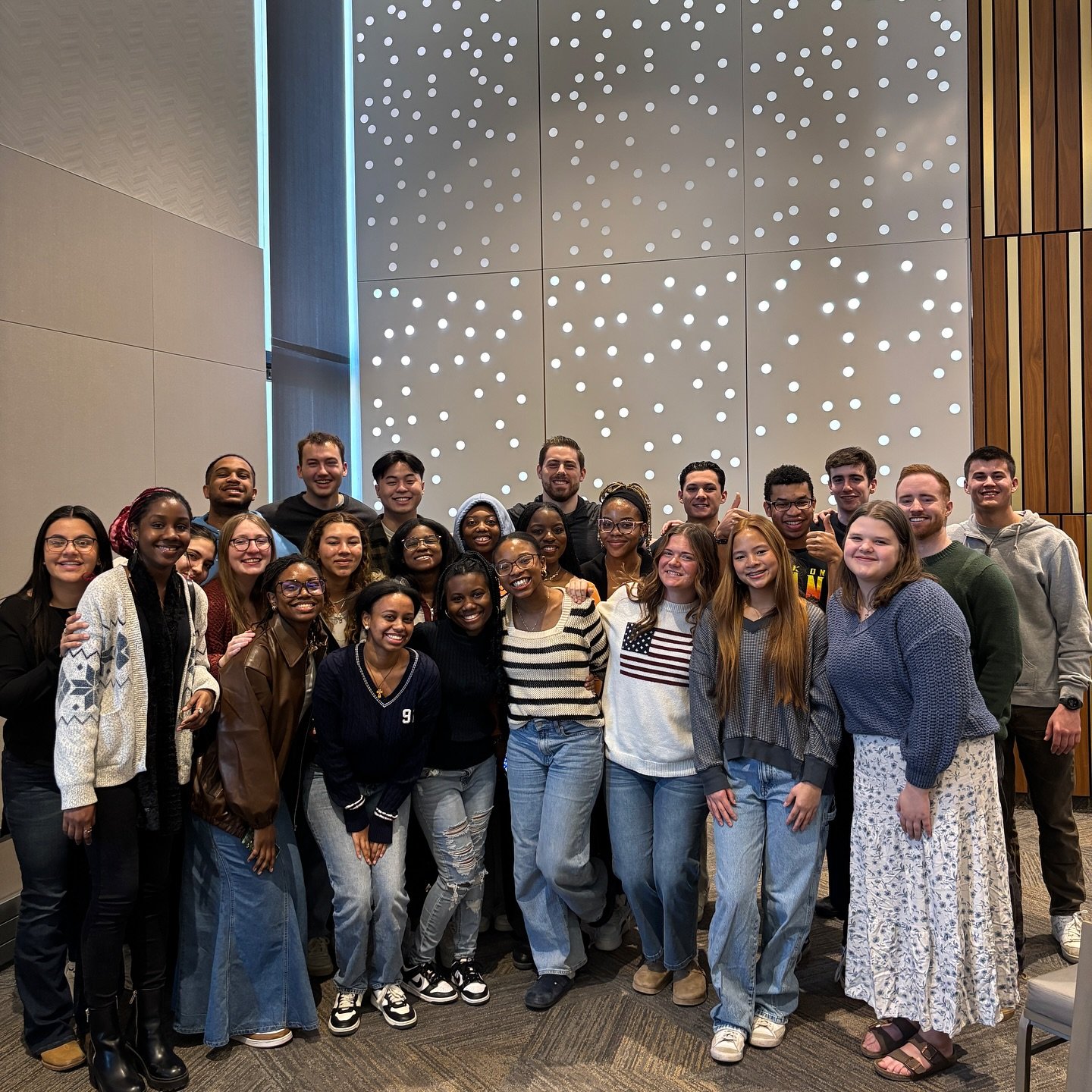 Carousel post from ao.chicago.