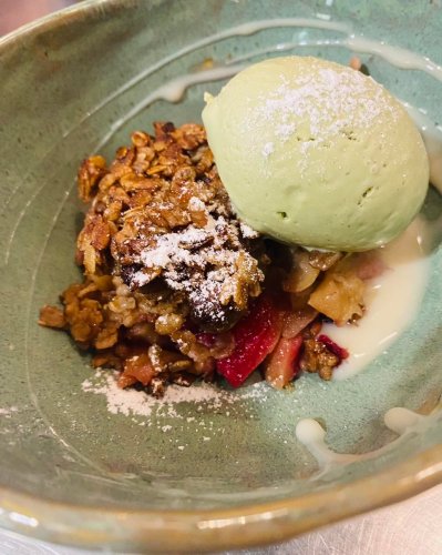 Photo post from miditreizepontarlier.