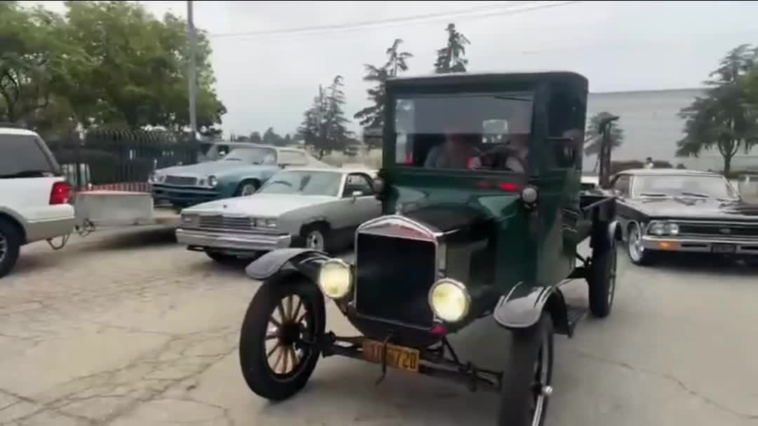 Video post from pomonaswapmeet.