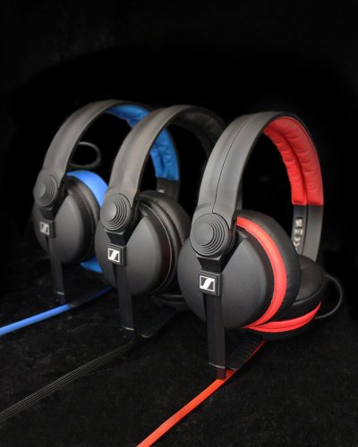 Carousel post from customcans_headphones.