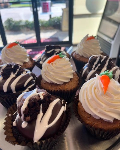 Photo post from smallcakestyler.