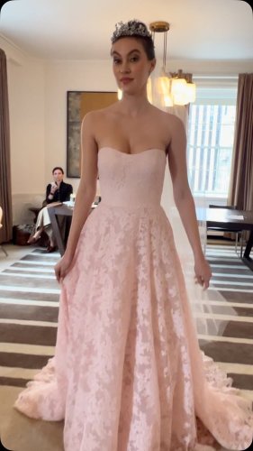 Video post from jolibride.