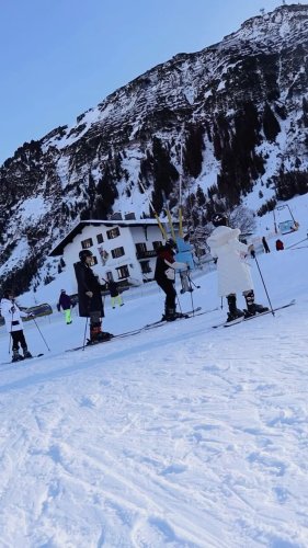 Video post from universaltraveller_my.