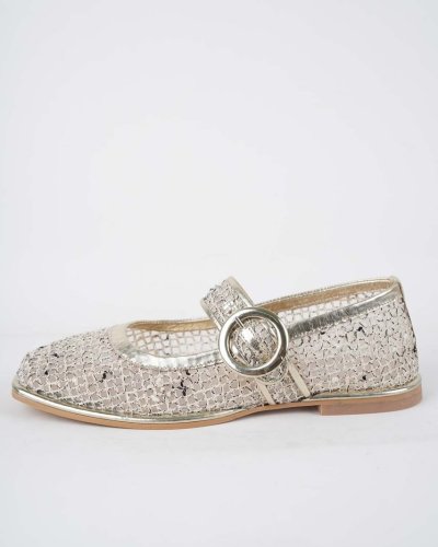 Carousel post from ossoshoes.