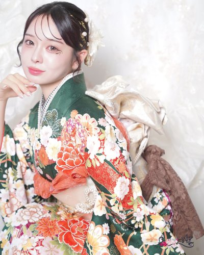 Carousel post from azshinkawasaki.