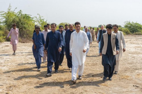 Carousel post from pakfightspolio.