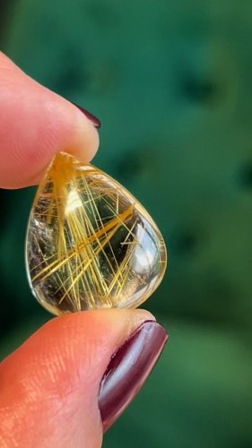 Video post from annelizabethjewelry.