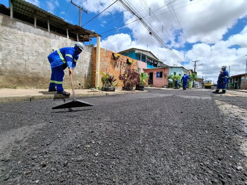 Carousel post from ananindeuapma.