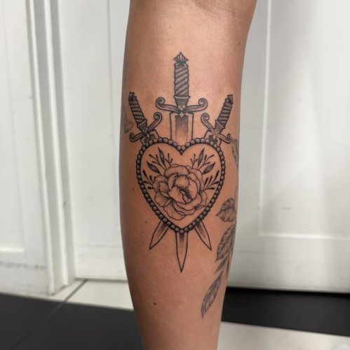 Photo post from lovetattoossandhurst.
