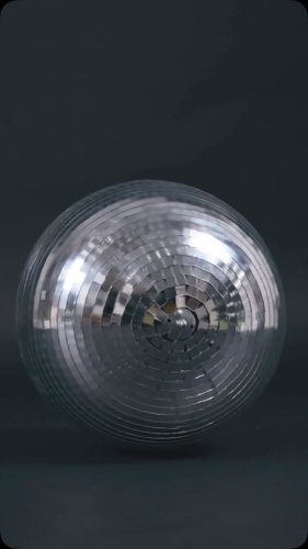 Video post from shabbiesamsterdam.