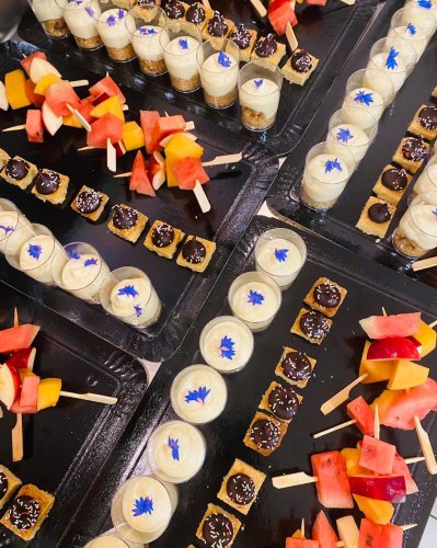 Carousel post from miditreizepontarlier.