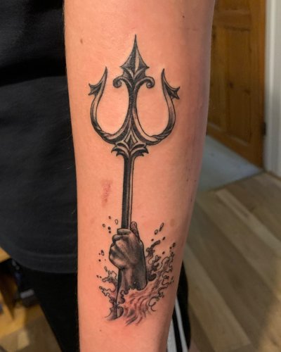 Photo post from lovetattoossandhurst.