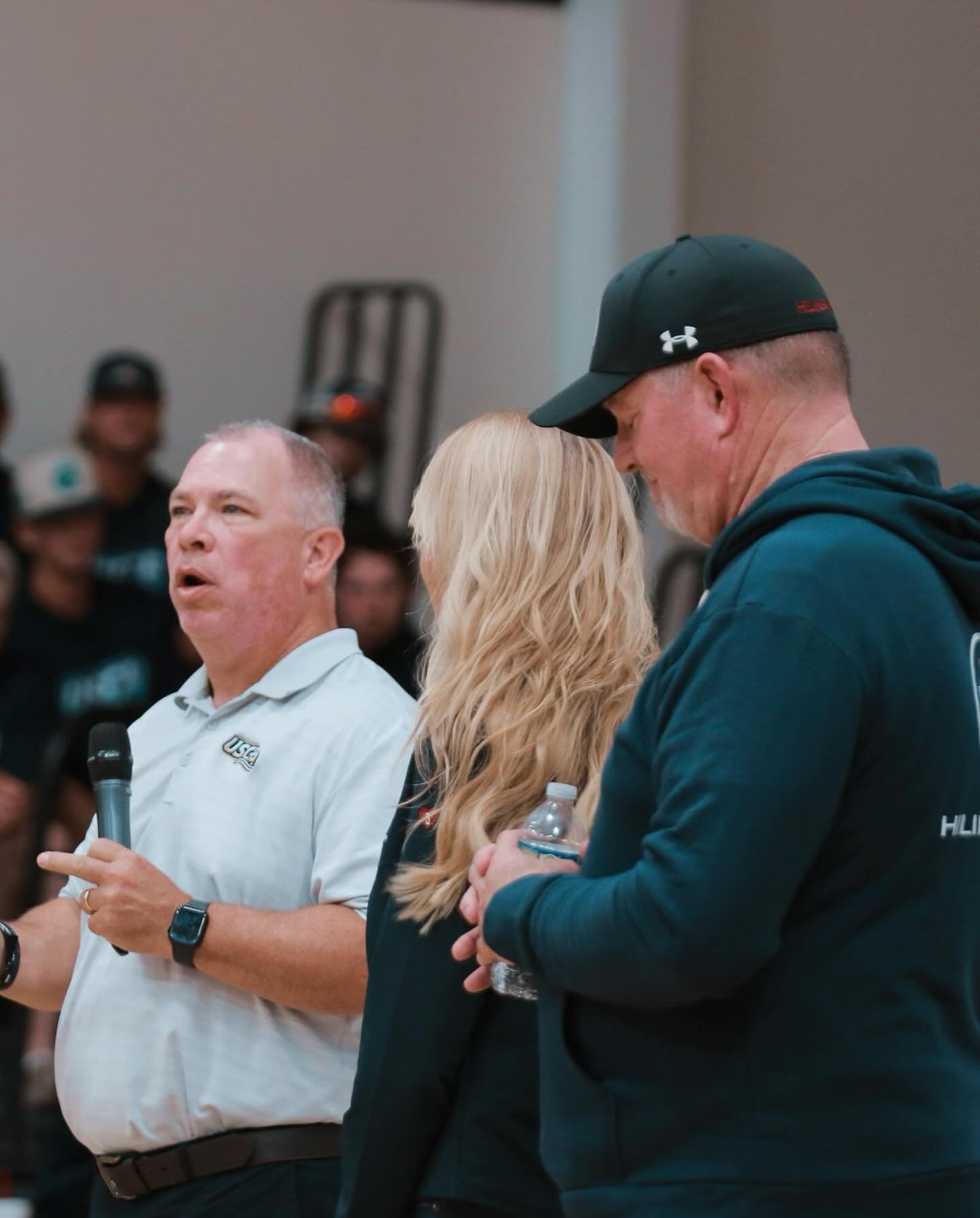 Carousel post from uscbsandsharks.