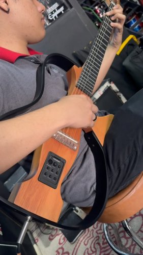 Video post from miyatamusic.