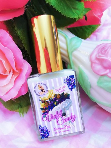 Carousel post from margaritabloom.