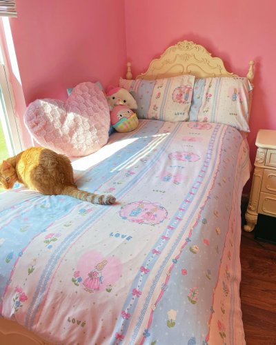 Carousel post from margaritabloom.