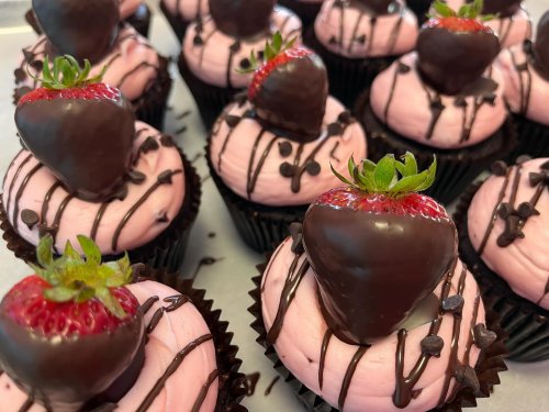 Photo post from smallcakestyler.