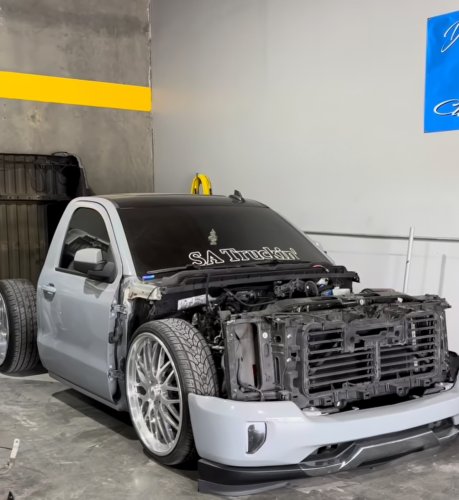 Carousel post from sa_trucks.