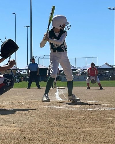 Carousel post from ipswichoutlawssoftball.