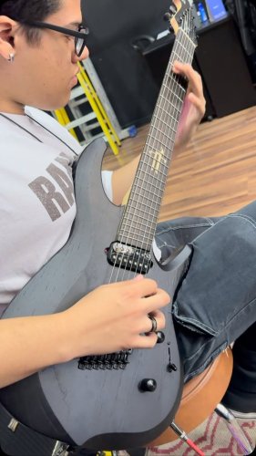 Video post from miyatamusic.