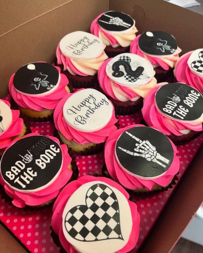 Photo post from smallcakestyler.