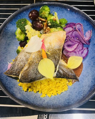 Photo post from miditreizepontarlier.