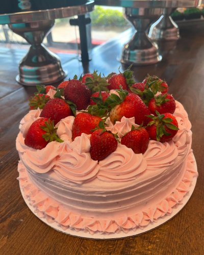 Photo post from smallcakestyler.