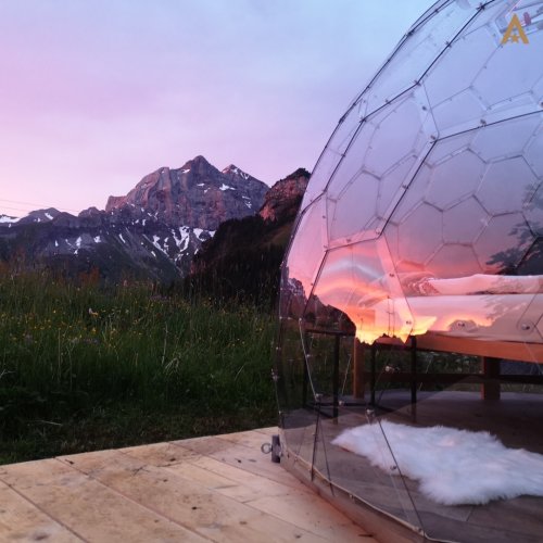 Carousel post from glampings_de.