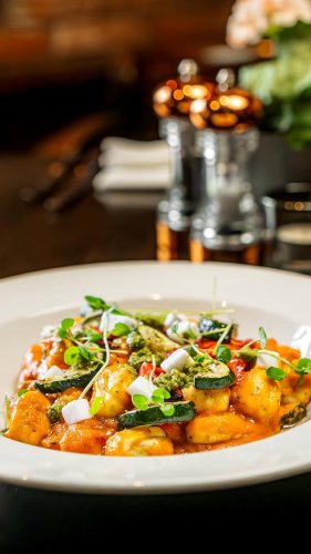 Video post from themoathouse.