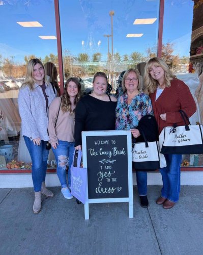 Photo post from thecurvybridenj.