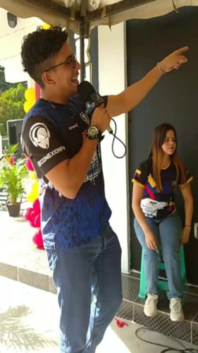 PostPhoto