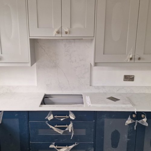 Carousel post from ellocoworktops.