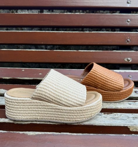Photo post from almareafootwear.