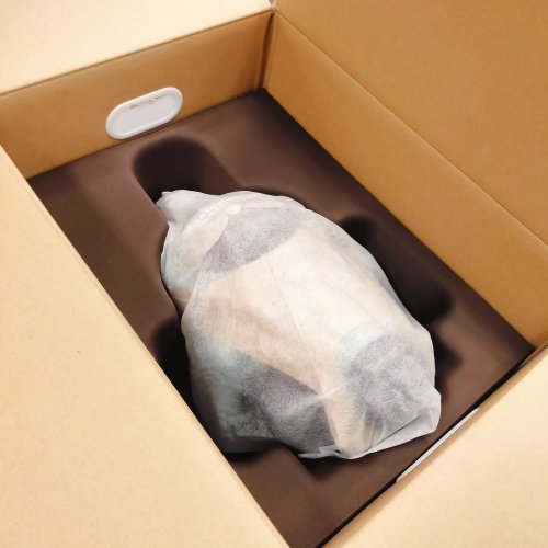 Carousel post from lovot_cabby.