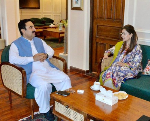 Carousel post from pakfightspolio.