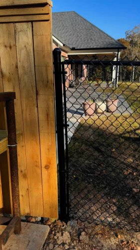 Video post from loosianafenceandpatios.