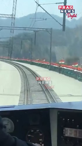 Video post from pragnewsofficial.