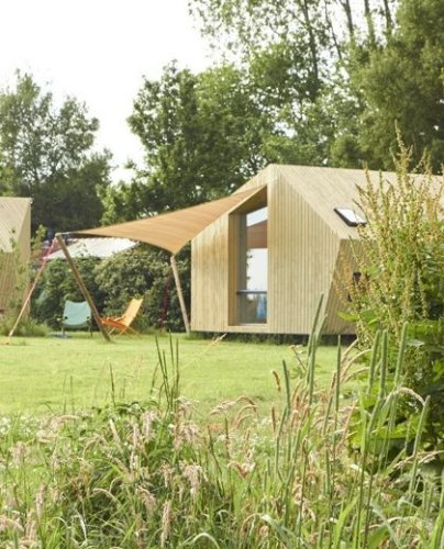 Carousel post from glampings.