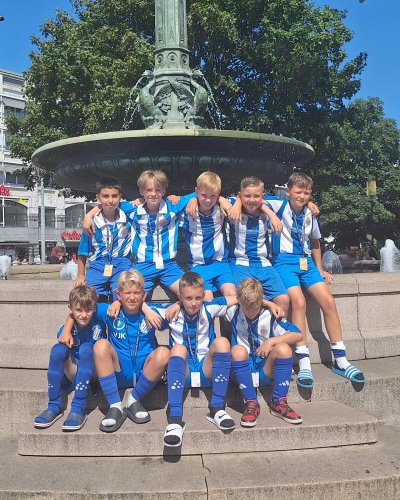 Carousel post from rcdeacademygoteborg.