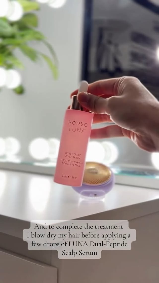 FOREO LUNA™ 4 plus | 红光微电流焕颜紧肤洁面仪