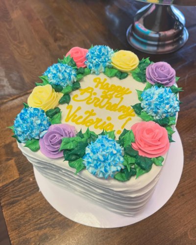 Photo post from smallcakestyler.