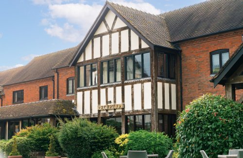 Photo post from themoathouse.