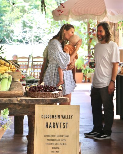 Carousel post from currumbinvalleyharvest.