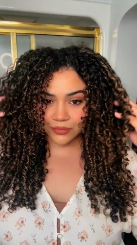 Video post from mixedchickshair.