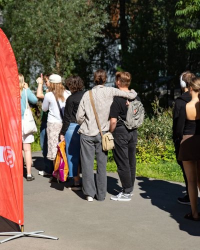 Carousel post from siostudentliv.