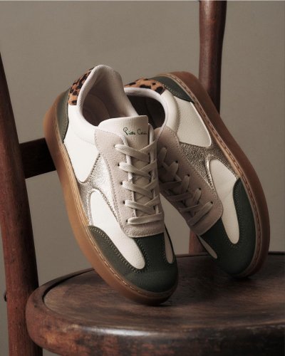 Carousel post from festival_mall.