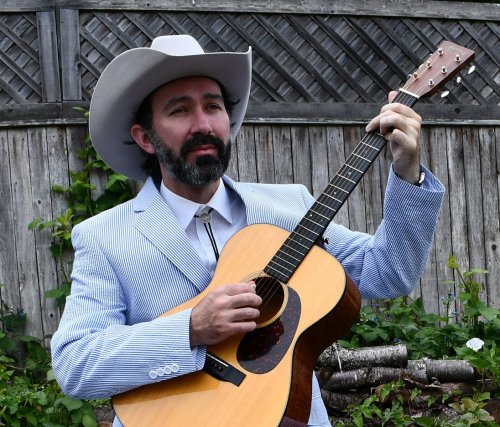 Carousel post from finnriver.